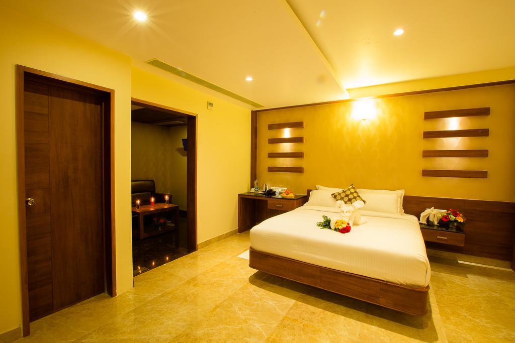 Hotel Radha Prasad Erode Exteriér fotografie