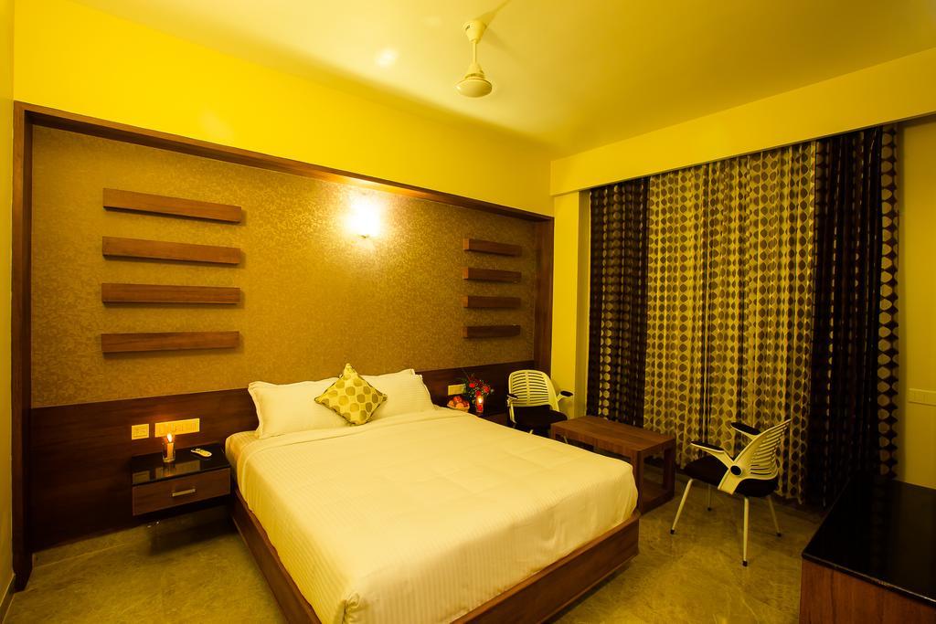 Hotel Radha Prasad Erode Exteriér fotografie